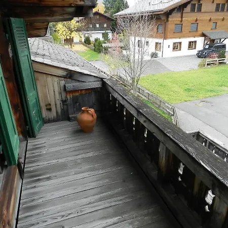 Apartment Burehuus Gstaad